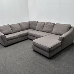 3 pc Charcoal Gray Sectional U-shaped couch, amazing condition. We deliver & setup.