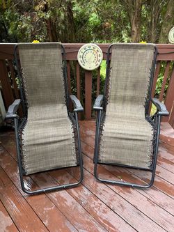Zero Gravity Outdoor Lounge Chairs – Set of 2