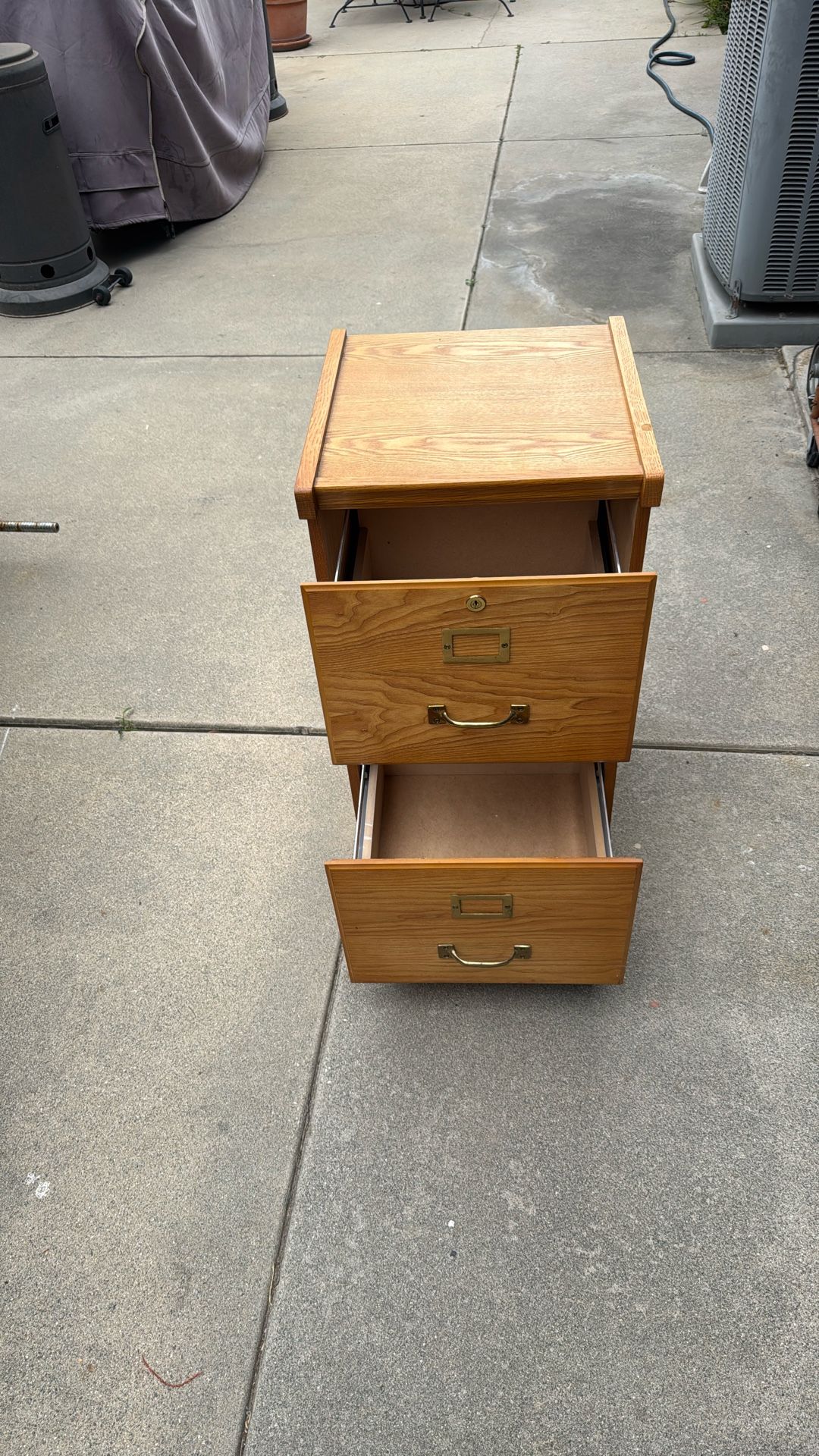 File cabinet