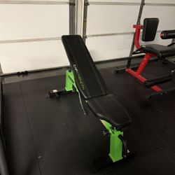 Weight Bench 