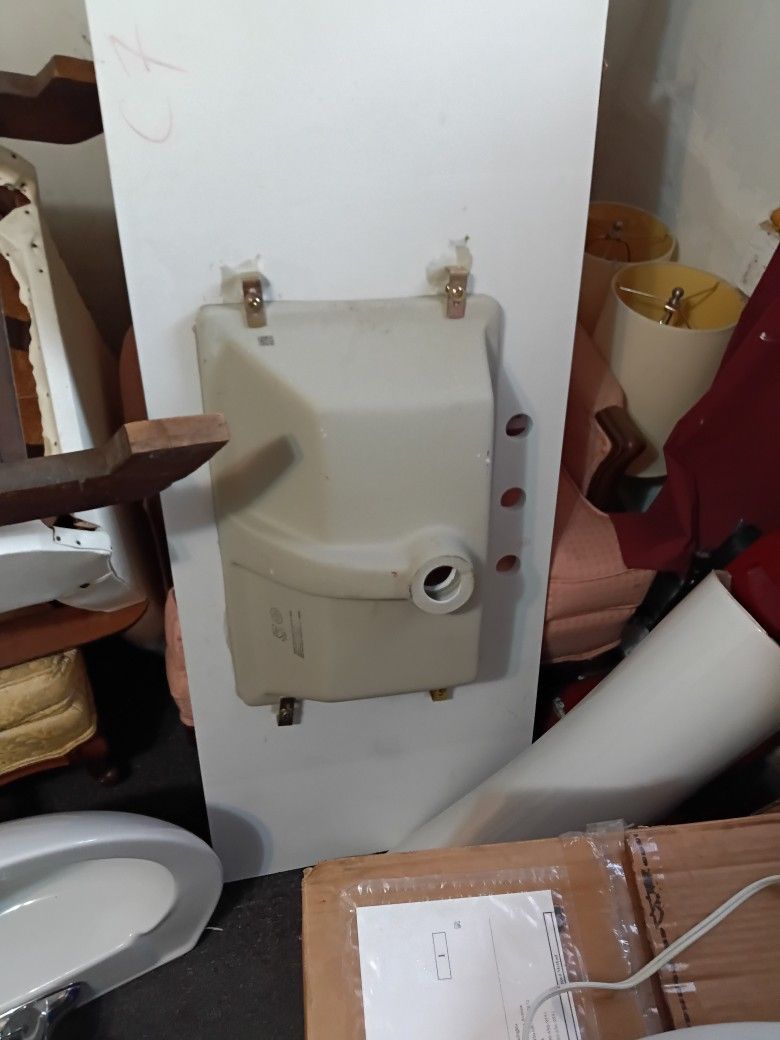 Mounted Sink