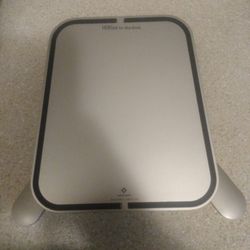 MACBOOK computer support 