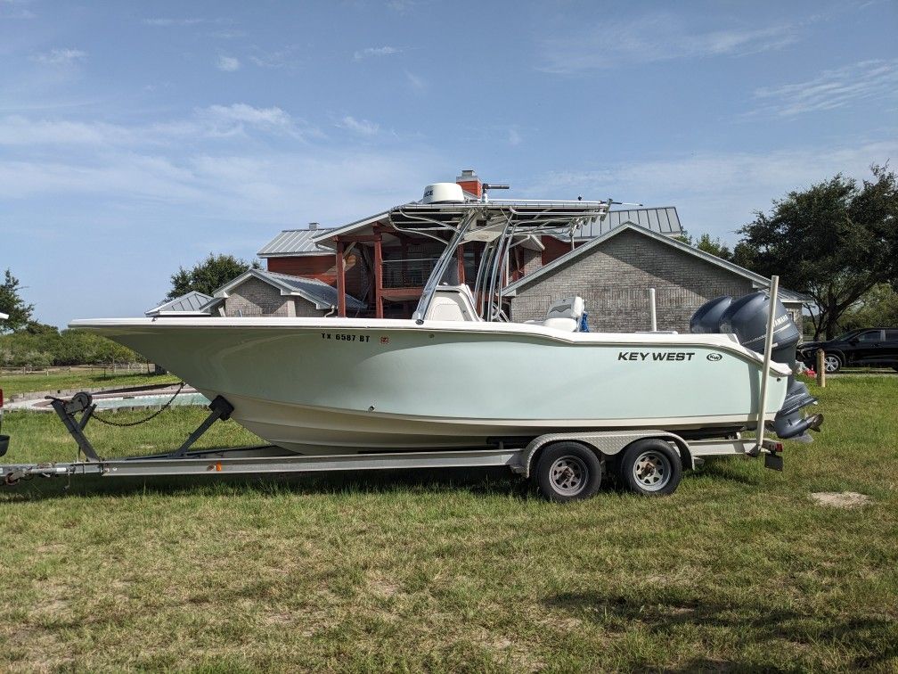 2010 Key West, 244 CC Bluewater