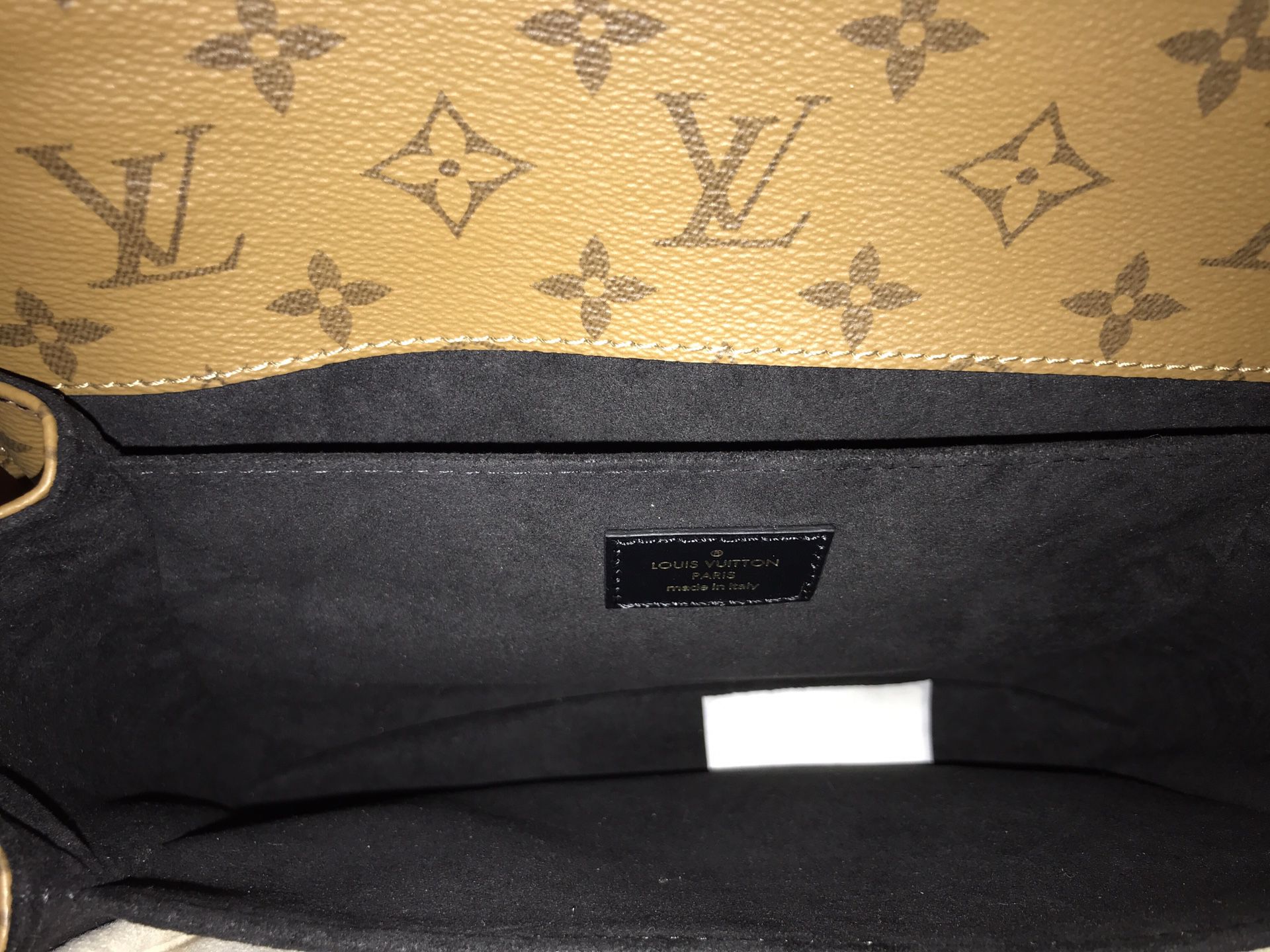 Louis Vuitton POCHETTE MÉTIS Monogram reverse shoulder bag-dust bag-  original receipt for Sale in Los Angeles, CA - OfferUp