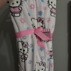 Hello kitty blanket 