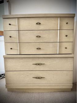 Vintage Tall Dresser Chest of Drawers and Matching Nightstands (2)