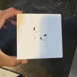 NEVER worn airpods pro 3