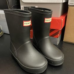 HUNTER Kid’s First Classic Rain Short Boots Black Boys Size US 7B/8G UK6
