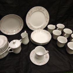 Vintage USS Laura 30 Piece China Set