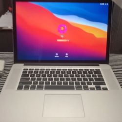 MacBook Pro late 2013 15.4  i7