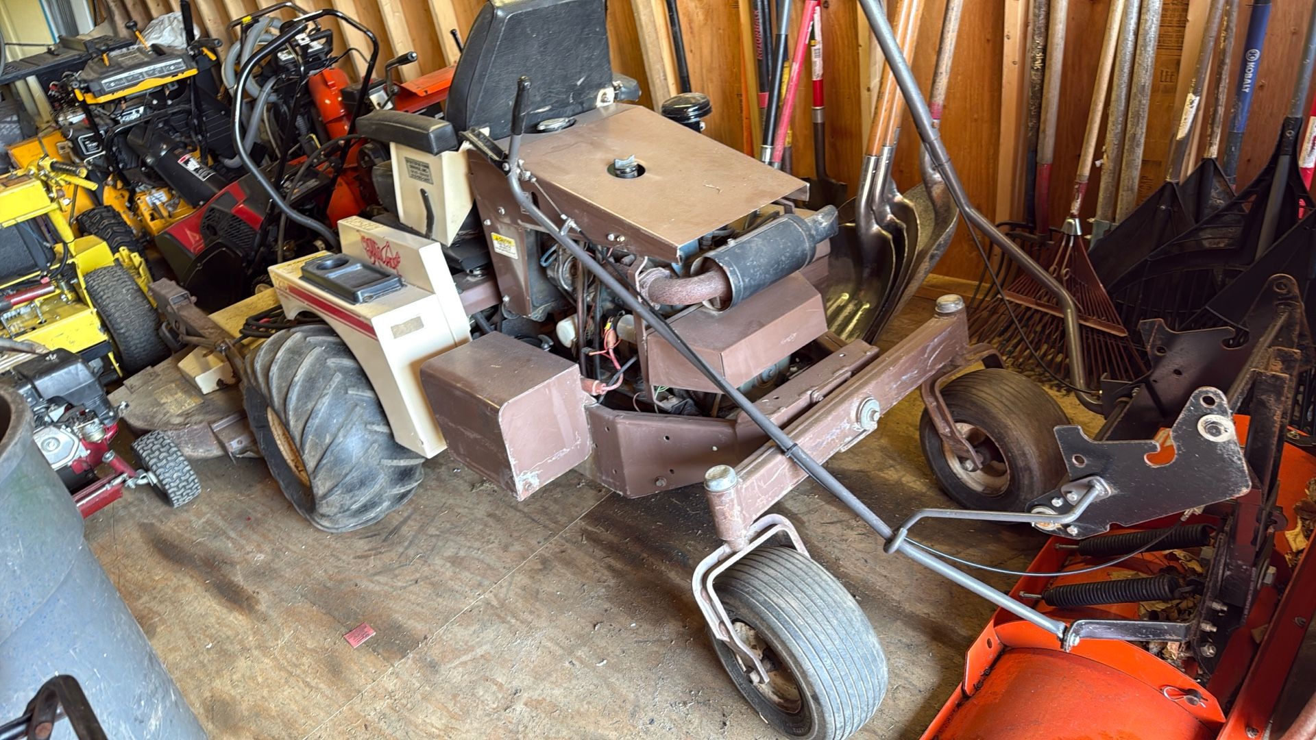 60 Inch Diesel Grass Hopper Mower