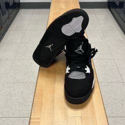 Jordan Flights Size 11 Men’s Fits Like 10s 