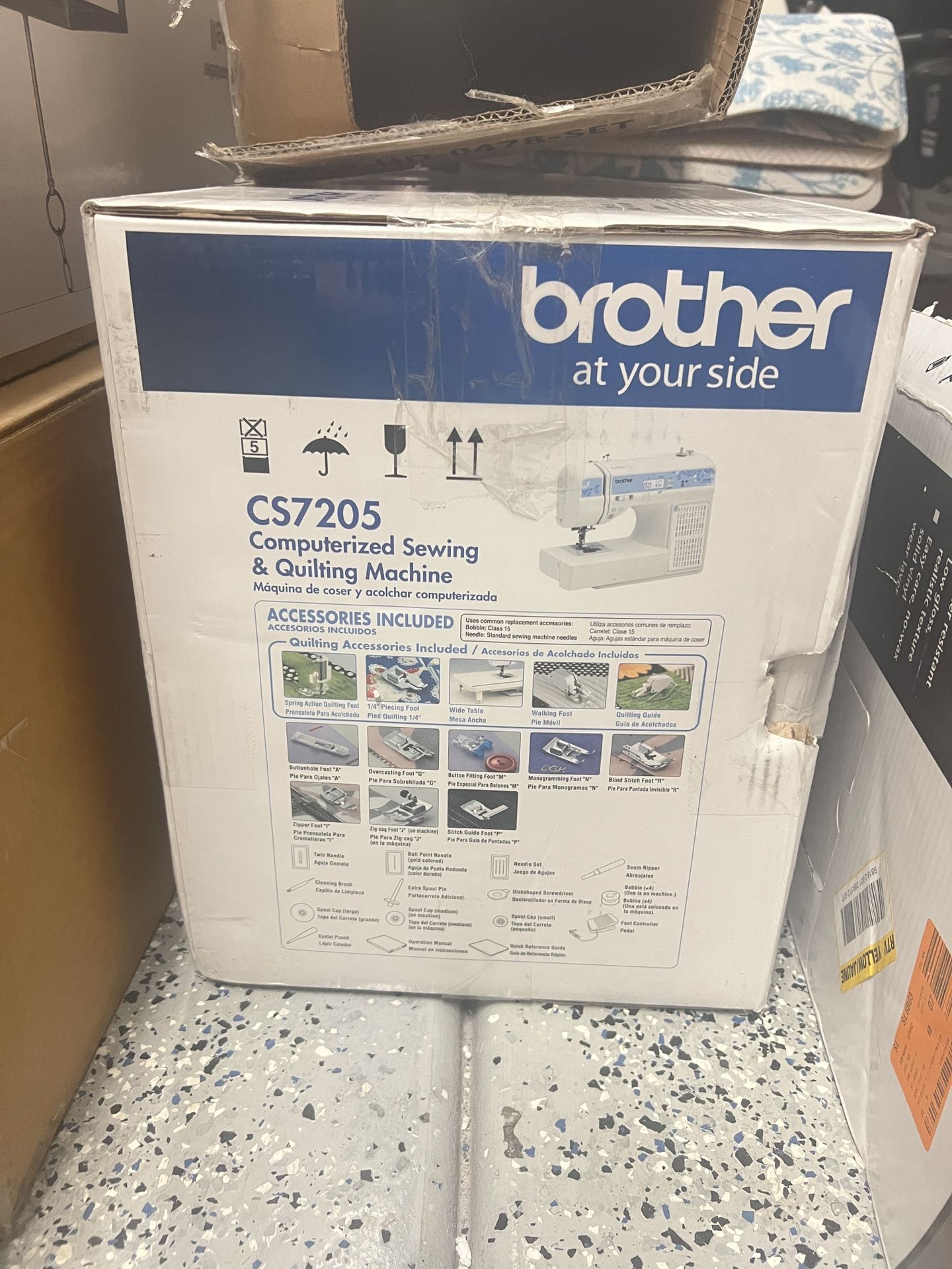 Brother CS7205 Computerized Sewing Machine with Wide Table