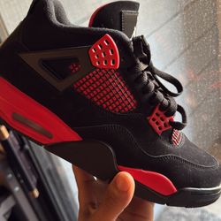 Air Jordan Retro 4 