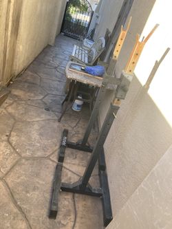 Standing Squat Rack