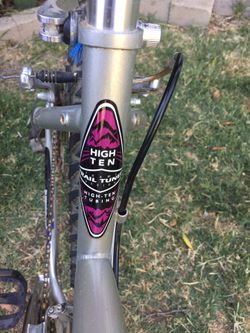 Women Schwinn sidewinder 2.6 fs mountain bike for Sale in Los