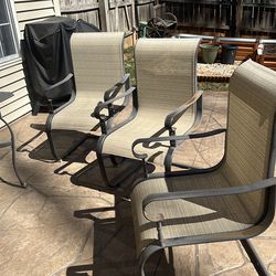 Patio Table and 6 Chairs
