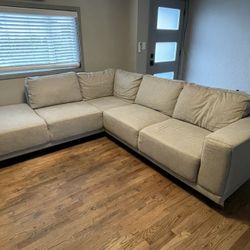 Grey Sectional Sofá
