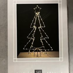 LED CHRISTMAS TRESS YARD STAKE SET of 2