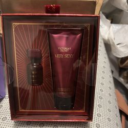 New w/Tags Victoria’s Secret Very Sexy Gift-boxed  Set   .25 oz Eau de Parfum 3.4 oz Fragrance Lotion  $22   Millington Oakland Meets  Wolfchase/Bartl