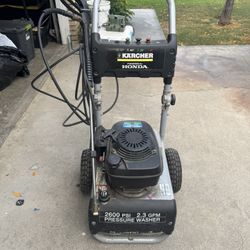 Pressure Washer 2600 PSI 2.3 GPM 