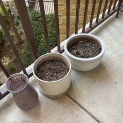 Pots 