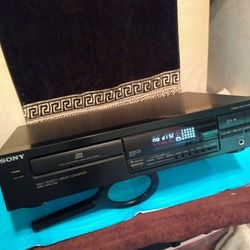 Sony. CD  Player  
