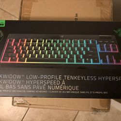 Razer BlackWidow V4 Low Pro TKL HyperSpeed Wireless Gaming Keyboard