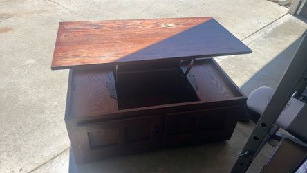 Wood free table