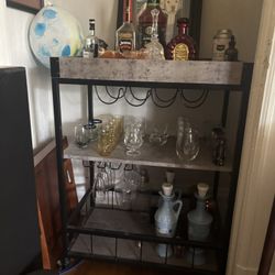 Great Condition Bar Cart