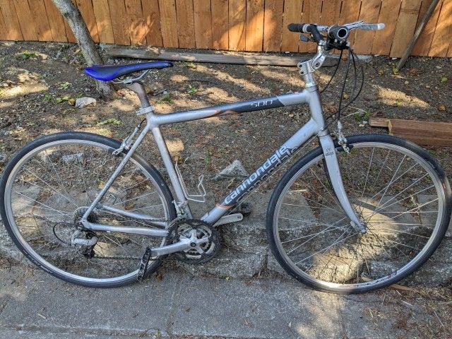 Cannondale Hybrid/Road Bike