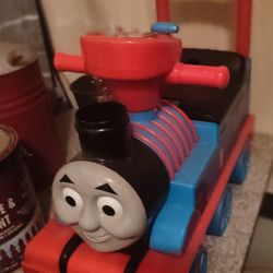 Thomas the train little scooter