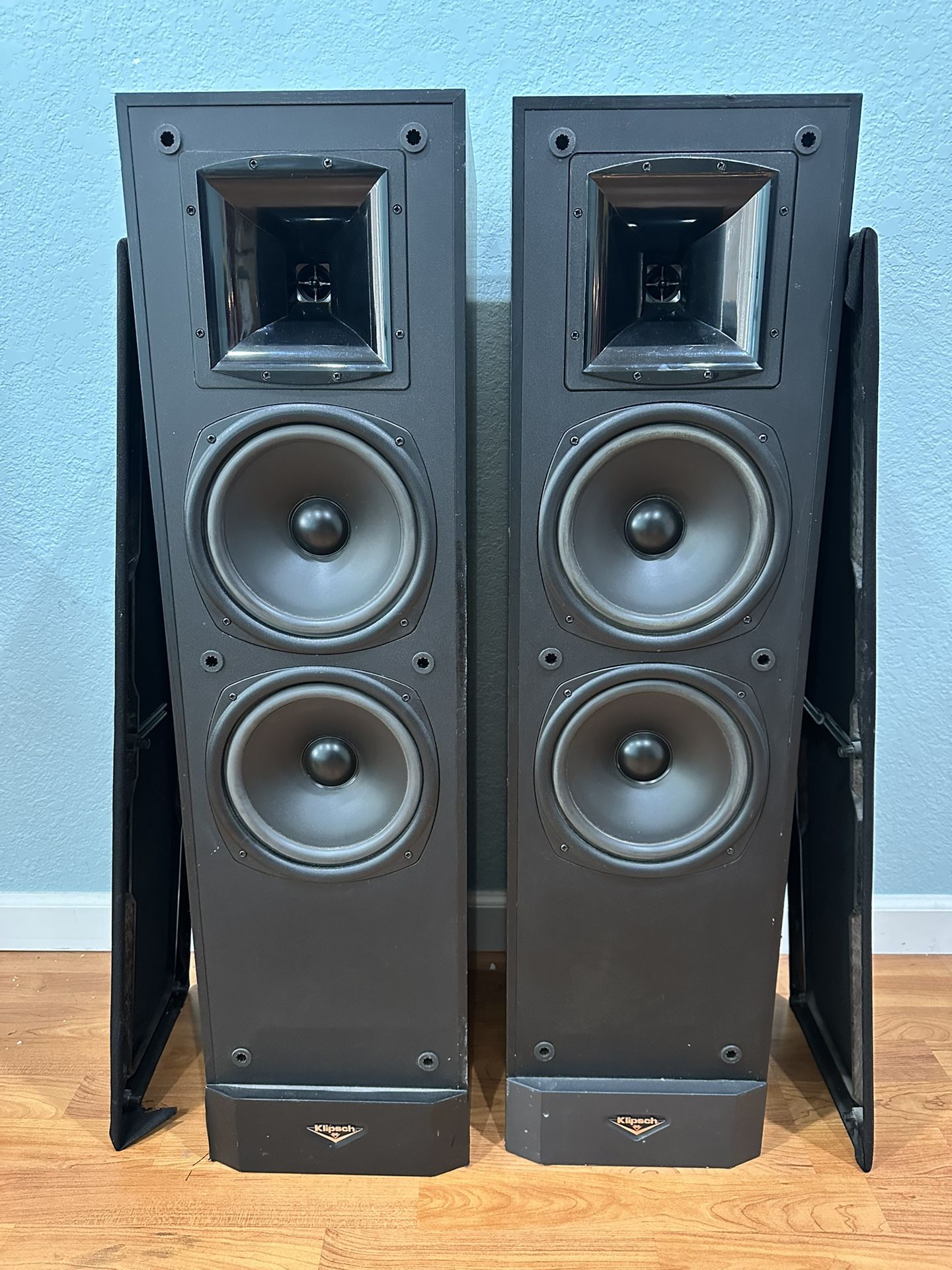 KLIPSCH KSF 10.5 DUAL 8” WOOFER FLOORSTANDING SPEAKERS. MADE IN USA