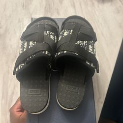 Dior Slides size 7