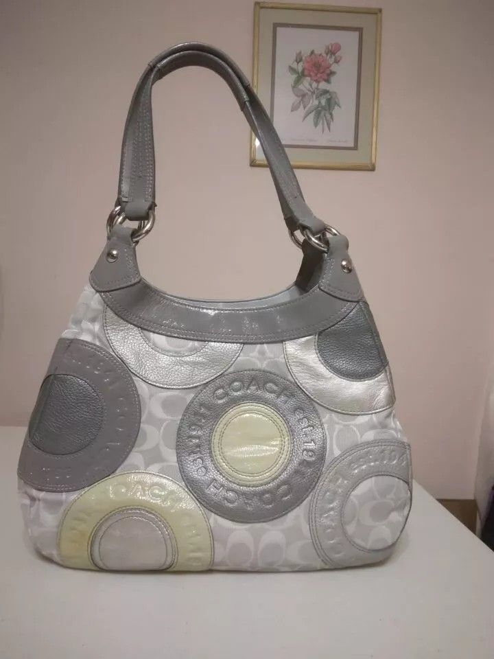 Great Price , 😁Just Like New Coach Purse Asking $26 Or Best Offer