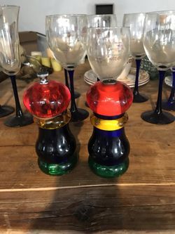 Salt and pepper shaker
