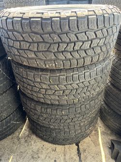 275/65r20 cooper tires en Excelentes Conditiones de Vida las 4