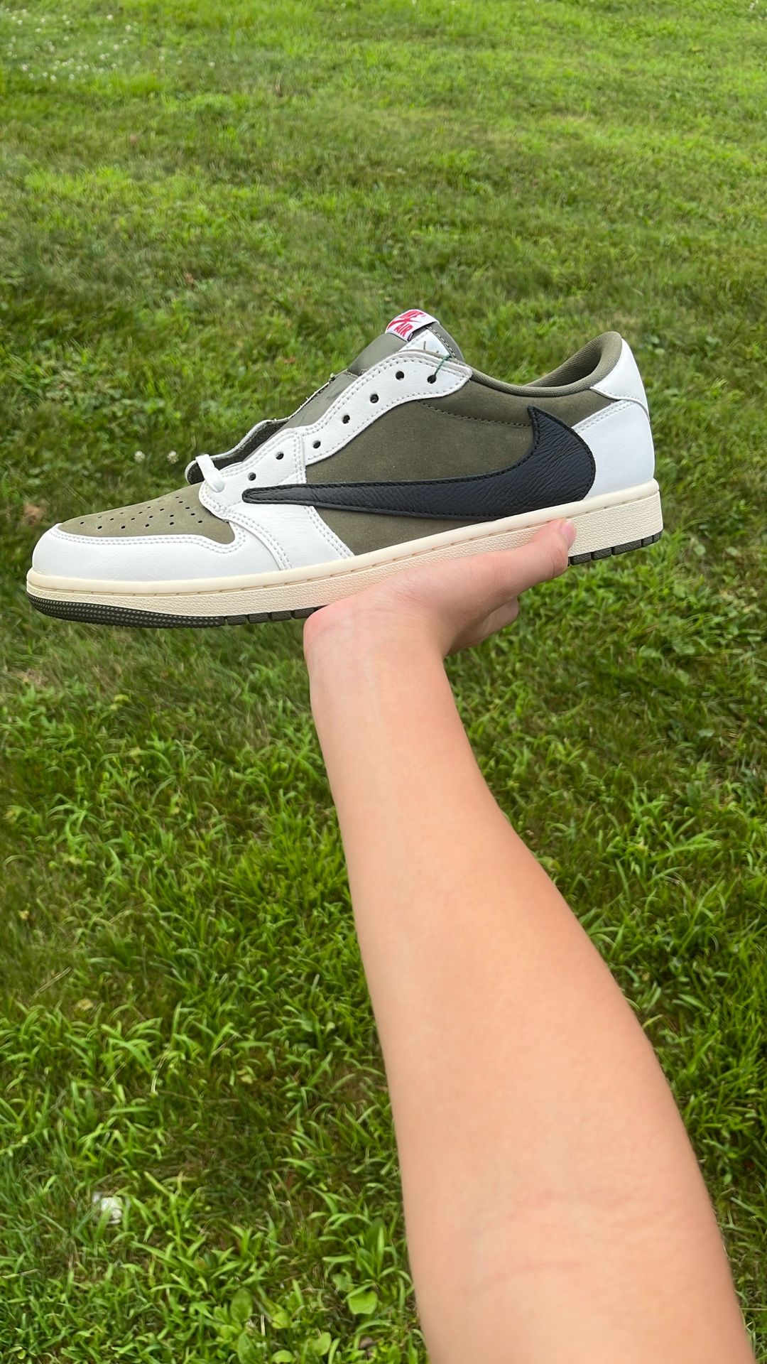 Jordan 1 Low X Travis Scott “Medium Olive”