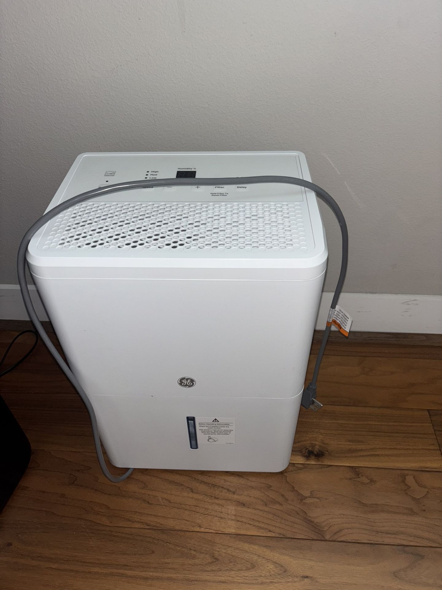 GE home Dehumidifier Almost New Condition