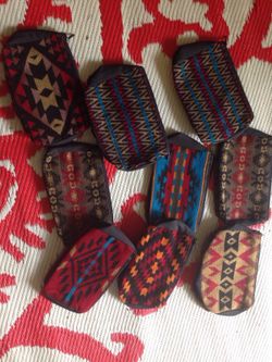 Small bags/makeup bags (same day buyers only)