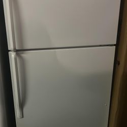 Whirlpool Top Frezer Refrigerator 