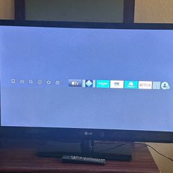LG 42” TV w Remote