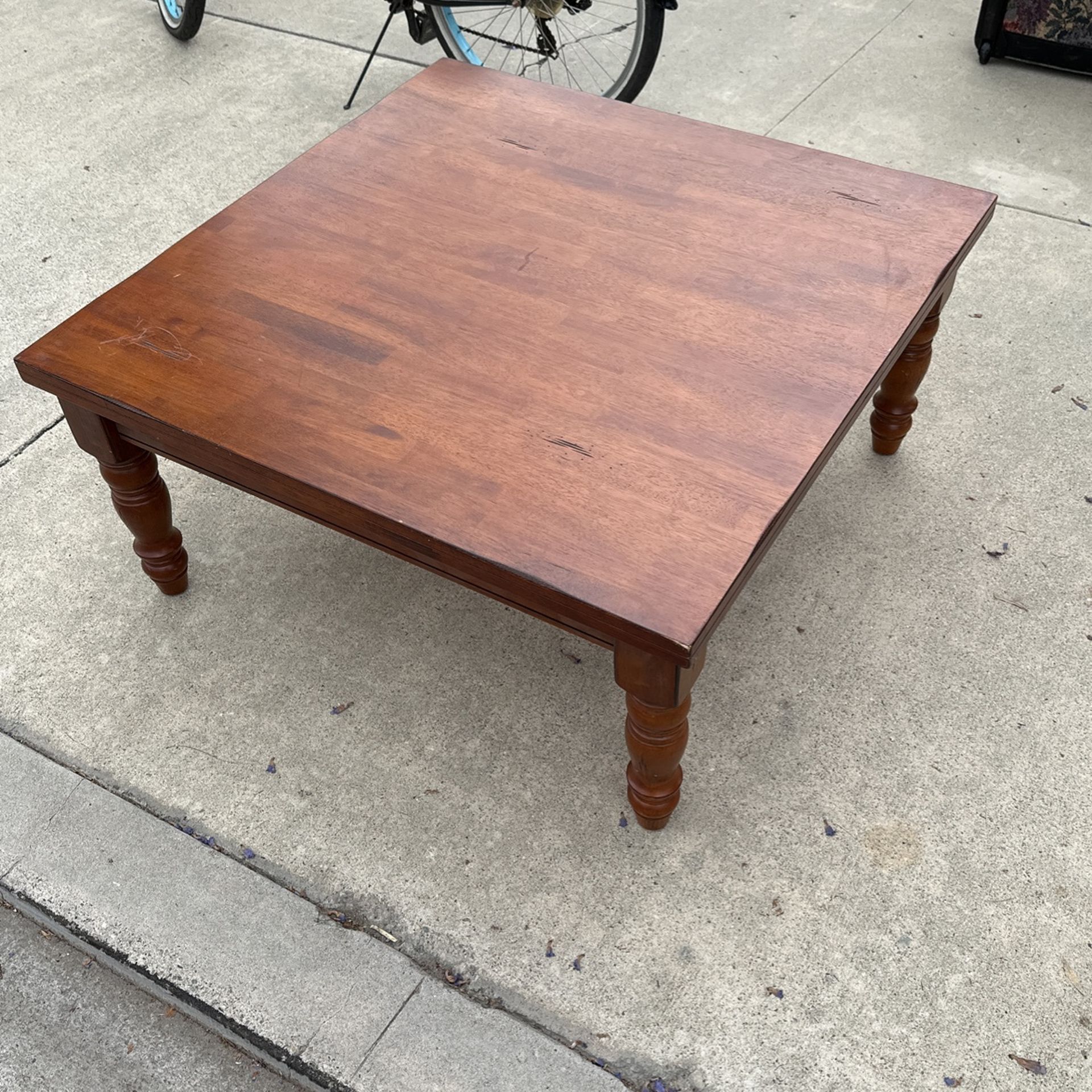 Wood Coffee Table 40 X 40 X 20