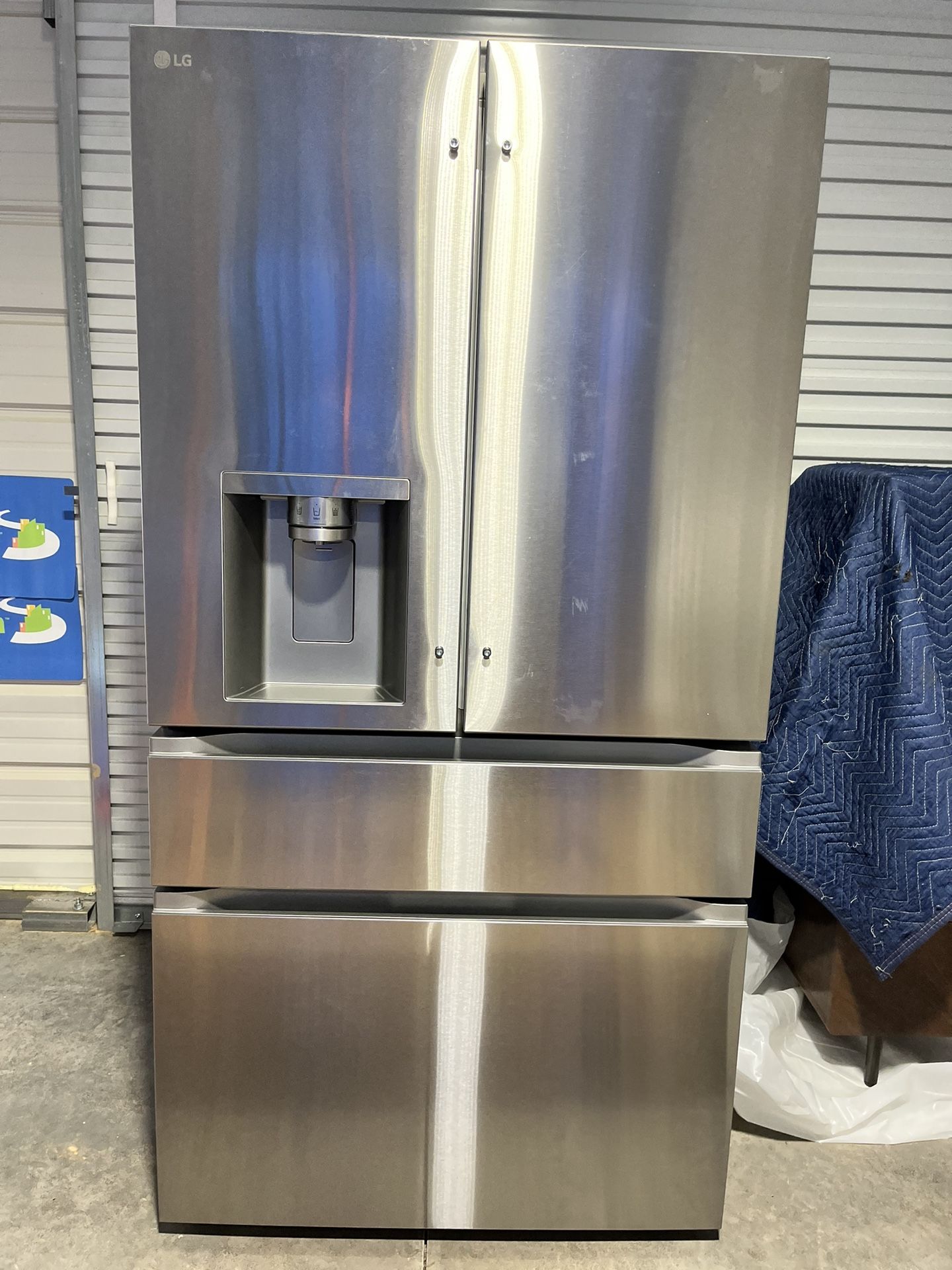 LG refrigerator - French Door 