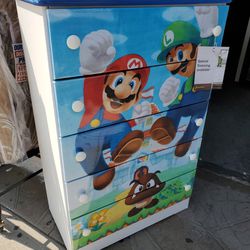 New Super Mario 5 Drawer Dresser