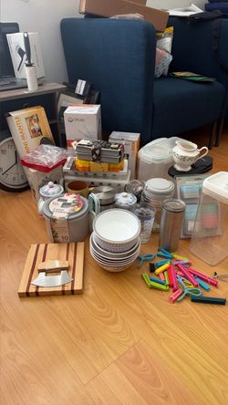 Moving Sale: Kitchen, Home Decor & Organization Items