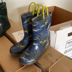 Kids Rain Boots Size 12