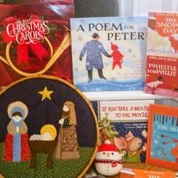 🎄 INSTANT CHRISTMAS! 30+ Piece Toddler Book, Toy & Vintage Vinyl Bundle