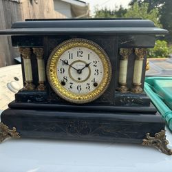 Seth Thomas Mantel Clock *Antique*