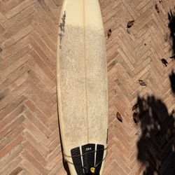 Becker Surfboard 6’ 10”  - Excellent Cond